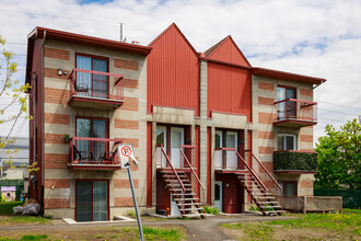 Terre Promise in Verdun, QC - Building Photo - Building Photo