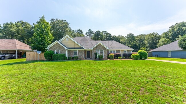 251 Owens Rd in Fort Mitchell, AL - Building Photo - Building Photo