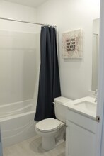 12663 Snowy Owl Wy in Rancho Cordova, CA - Foto de edificio - Building Photo