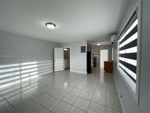405 SW 5th St in Hallandale Beach, FL - Building Photo - Building Photo