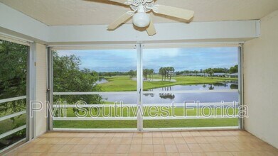 6999 W Country Club Dr N in Sarasota, FL - Building Photo - Building Photo