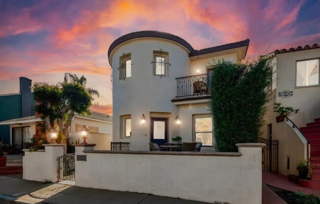 property at 5748 Campo Walk