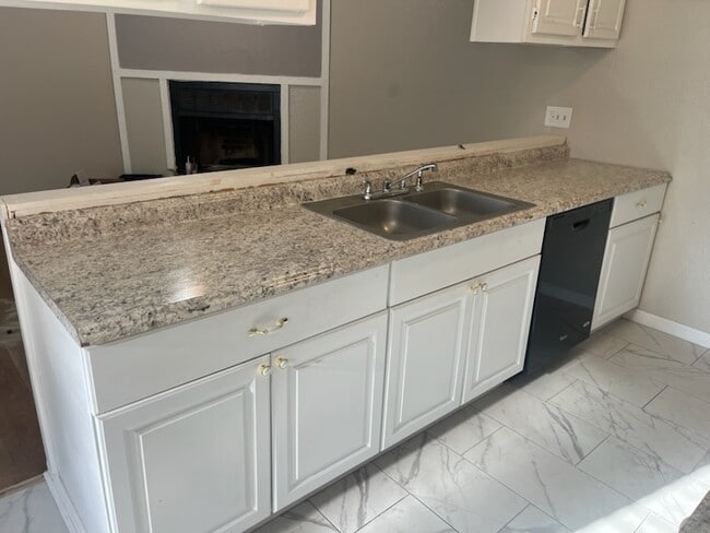 property at 6116 SE 47th St