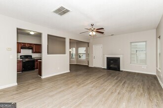 5993 Nile Ct in Atlanta, GA - Building Photo - Building Photo