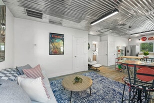 15100 Sweetwater Ct in Ft. Myers, FL - Building Photo