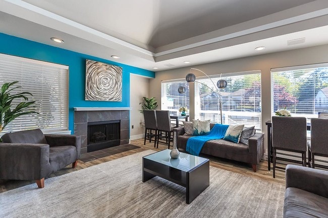 Meridian Green Townhomes in Kent, WA - Foto de edificio - Building Photo