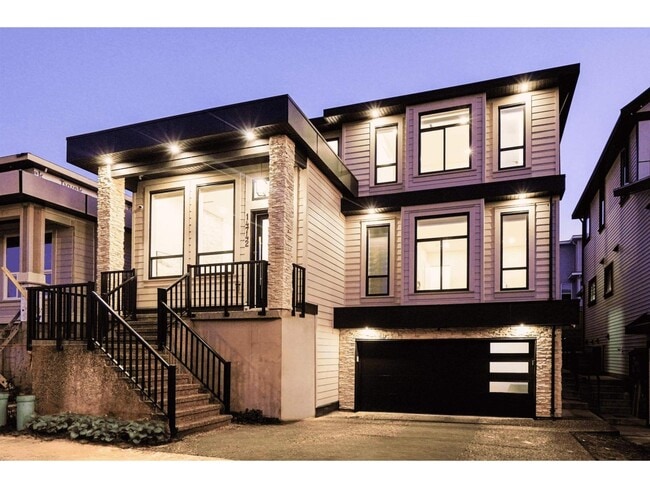property at 14742-1462A 62 A Ave