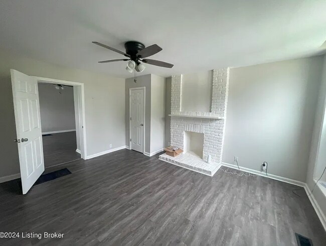 1005 Dixie Hwy in Louisville, KY - Foto de edificio - Building Photo