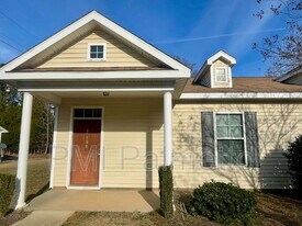 108 Fairview Park Dr in Chapin, SC - Building Photo