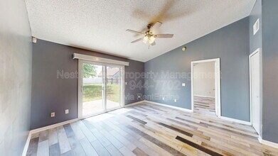 2476 Spring Vale Rd in Jacksonville, FL - Building Photo - Building Photo