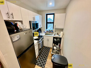 843 Beacon St, Unit 4B in Boston, MA - Building Photo - Building Photo