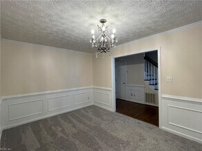 403 Coach Hovis Dr in Yorktown, VA - Building Photo - Building Photo