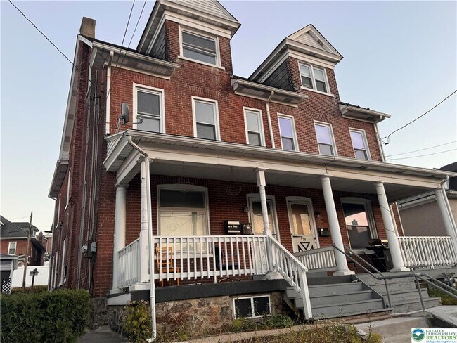 property at 926 Broadway