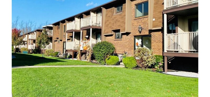 3948 Ridge Lea Rd, Unit C in Buffalo, NY - Foto de edificio
