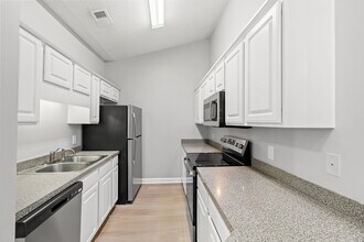 112 Westhaven Dr, Unit #5F in Myrtle Beach, SC - Building Photo - Building Photo