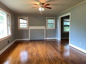 108 Williamsburg Dr in Greenville, SC - Foto de edificio - Building Photo