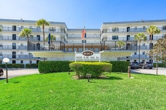 9235 SW 8th St in Boca Raton, FL - Building Photo - Building Photo