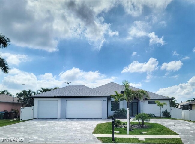 2016 Savona Pkwy W in Cape Coral, FL - Building Photo - Building Photo