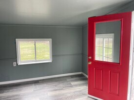 1248 E Philadelphia Ave in Gilbertsville, PA - Building Photo