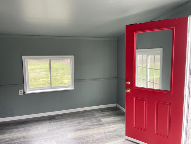 property at 1248 E Philadelphia Ave