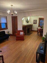 3522 N Cramer St in Shorewood, WI - Foto de edificio - Building Photo