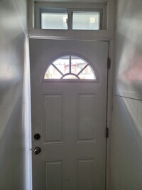 3269 Kensington ave, Unit 2nd Floor photo'