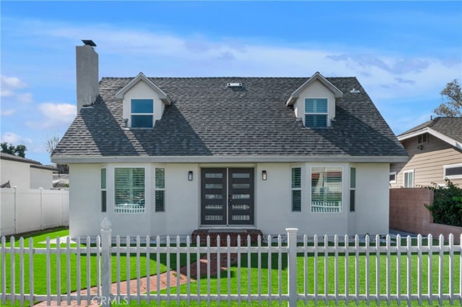 property at 6261 Homewood Ave