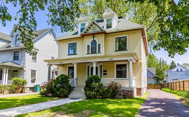 286 Rutgers St, Unit 1 in Rochester, NY - Building Photo - Building Photo