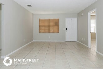 2152 SE South Buttonwood Dr in Port St. Lucie, FL - Building Photo - Building Photo