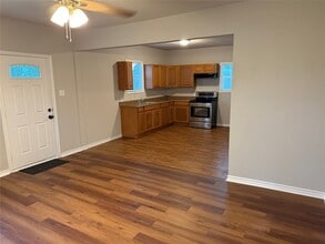 1934 Austin Ave in Port Arthur, TX - Building Photo - Building Photo