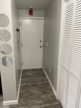 838 Beacon St, Unit 3 in Boston, MA - Foto de edificio - Building Photo