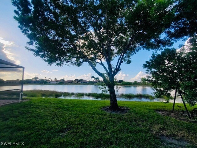 1497 Birdie Dr in Naples, FL - Foto de edificio - Building Photo