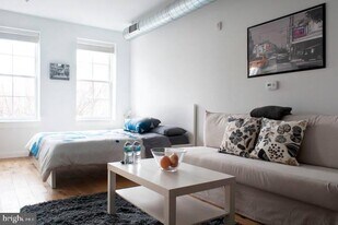 224 Church St in Philadelphia, PA - Building Photo