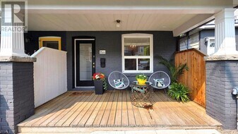 266 Highfield Rd in Toronto, ON - Building Photo