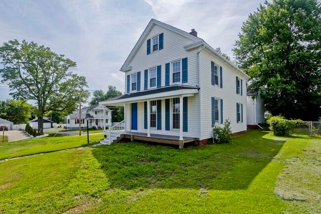 5 Church St, Unit 1