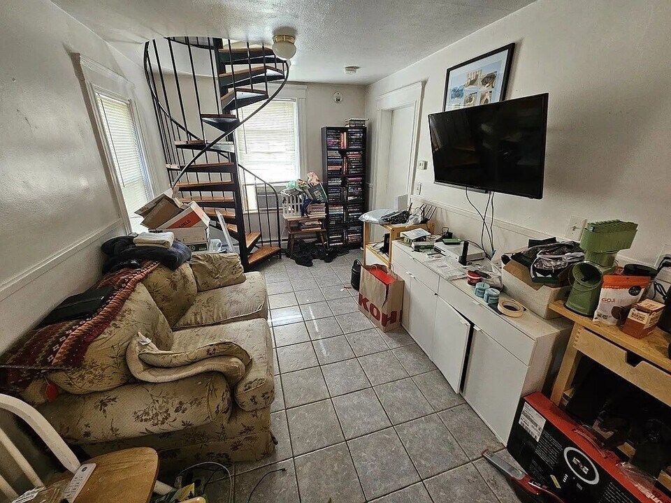 80 Bow St in Lexington, MA - Building Photo