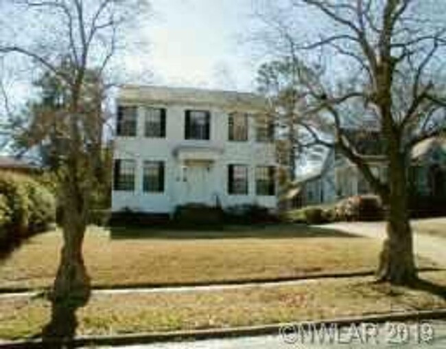 property at 211 Merrick St