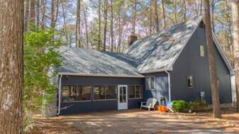 80 Cresthaven Dr in Ocean Pines, MD - Building Photo