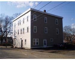 41-43 Everett St in Middleboro, MA - Building Photo