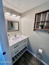 4901 E Kelton Ln in Scottsdale, AZ - Building Photo - Building Photo