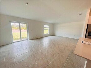 100 Oakwood Ct in Rotonda West, FL - Building Photo - Building Photo