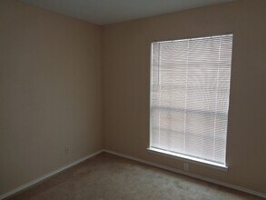 16318 Leamington Ln in Houston, TX - Building Photo - Building Photo