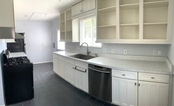 1637 East Coronado Road in Phoenix, AZ - Foto de edificio - Building Photo