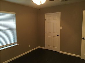 141 W Canton St-Unit -H in Palmer, TX - Building Photo - Building Photo