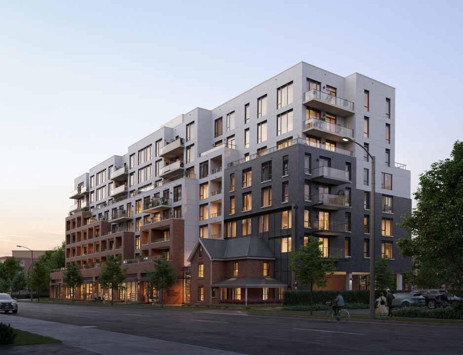 2475 Old Bronte Road in Oakville, ON - Building Photo