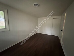 6134 Salge Dr in Fort Wayne, IN - Building Photo - Building Photo