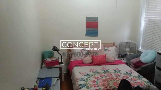 property at 463 Park Dr