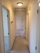 1058 Padre Dr, Unit 3 in Salinas, CA - Foto de edificio - Building Photo
