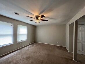 1612 Darren Cir in Portsmouth, VA - Building Photo - Building Photo