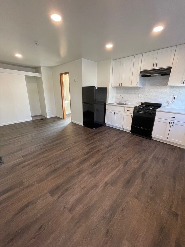 property at 70 Wisner Ave
